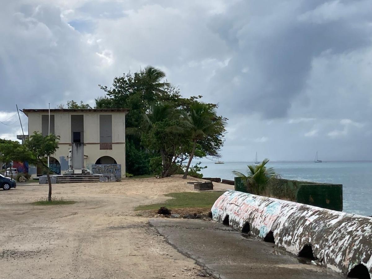 Mangrove Lägenhet Port-Louis Exteriör bild